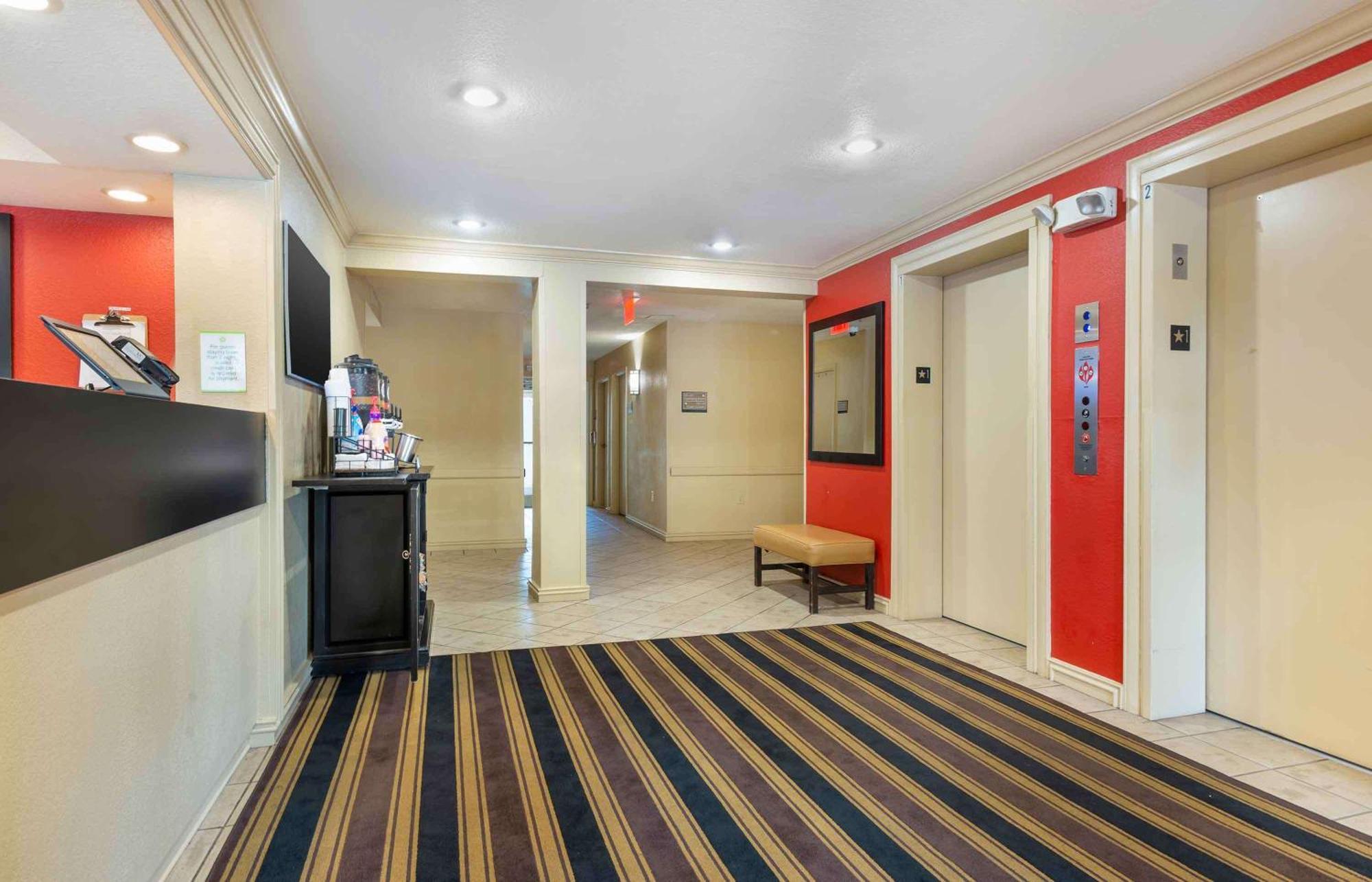 Extended Stay America Suites - Newark - Woodbridge Exterior foto